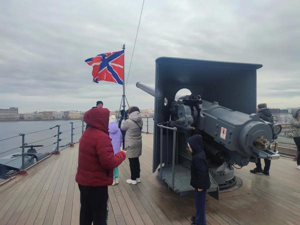 В Петербург и Кронштадт с детьми на машине в первый раз: опыт поездки на три дня и готовый план